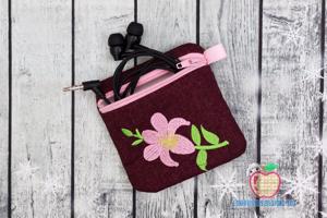 Lily Flower ITH Zipper Bag 4x4