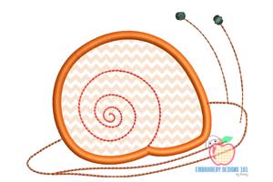 Spiral Snail Walking Slowly Applique Design