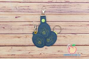 Love Hand Gestrue ITH Key Fob Pattern