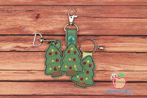 Decorative Christmas tree ITH Snaptab Keyfob Design